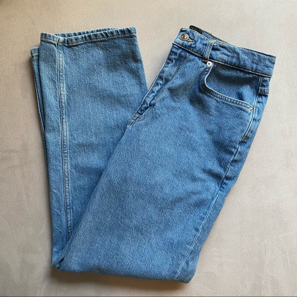 ASOS DESIGN High Rise Stretch Straight Leg Jeans in Brightwash- 32/32 - Picture 3 of 6